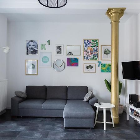 One Night Lofty Fabryczna Apartment เจโลนากูรา ภายนอก รูปภาพ