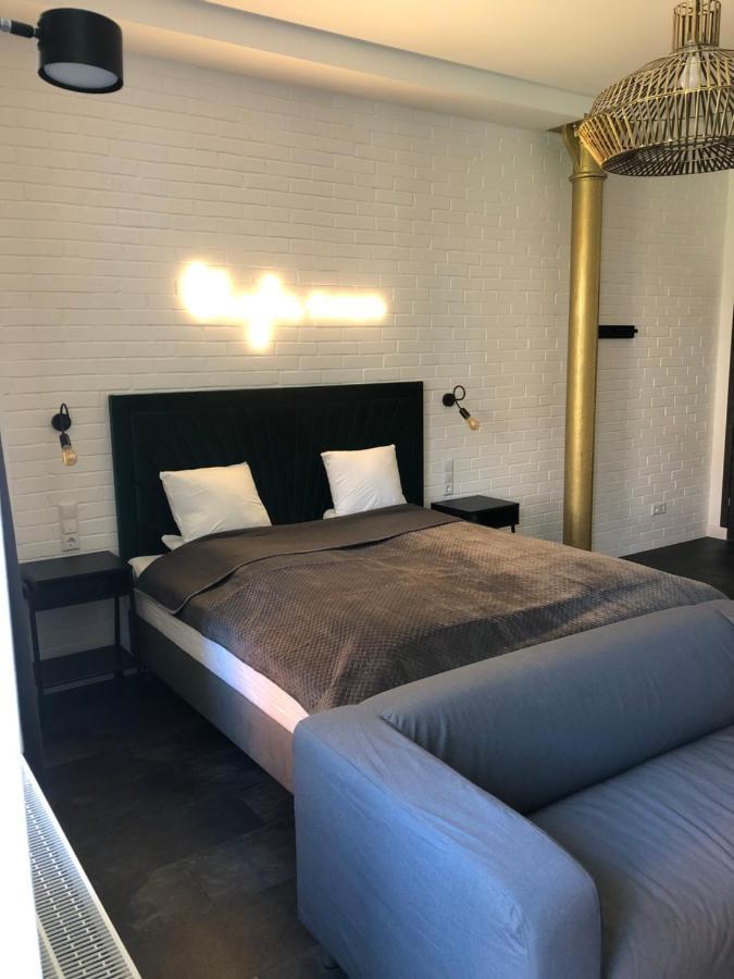 One Night Lofty Fabryczna Apartment เจโลนากูรา ภายนอก รูปภาพ