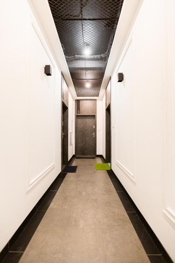 One Night Lofty Fabryczna Apartment เจโลนากูรา ภายนอก รูปภาพ