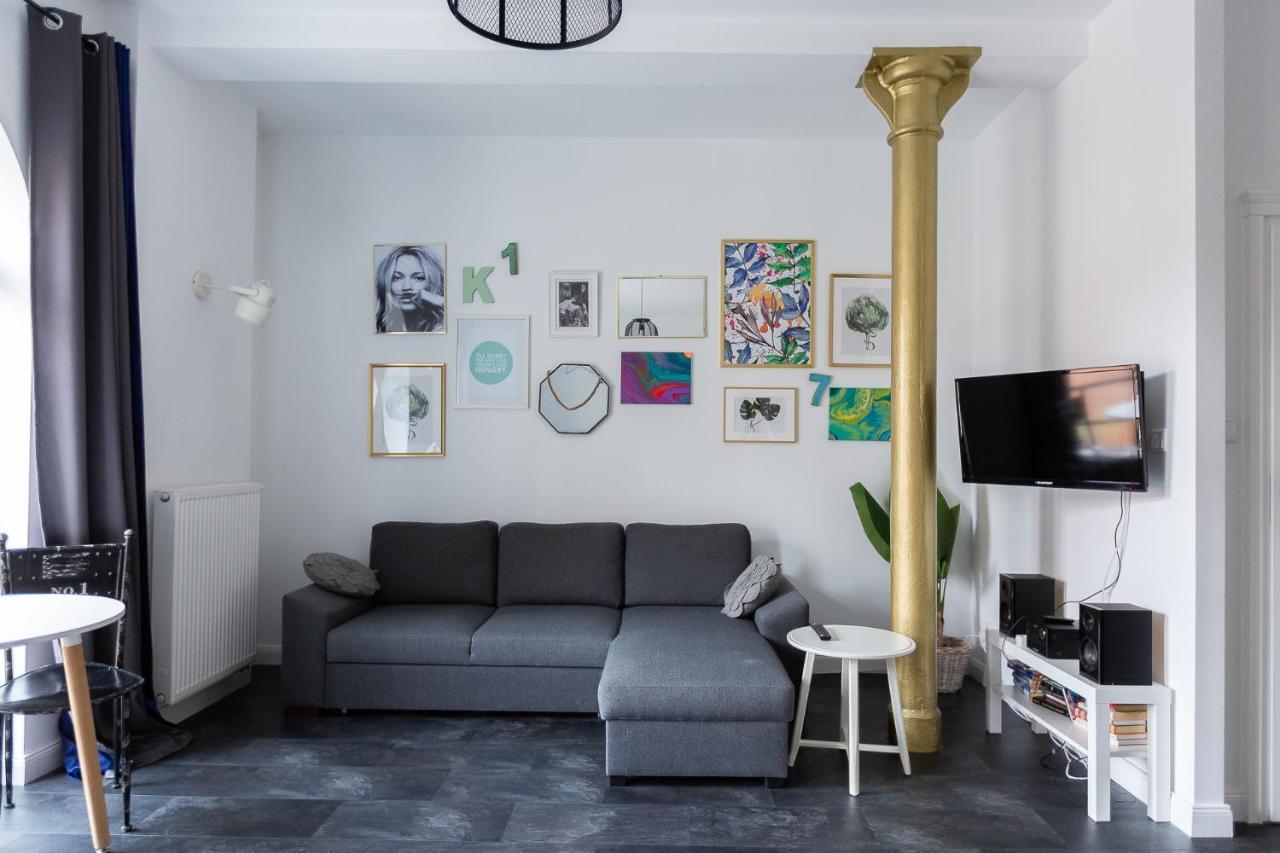One Night Lofty Fabryczna Apartment เจโลนากูรา ภายนอก รูปภาพ